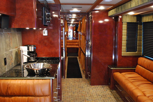 Prevost7b.jpg (28359 bytes)