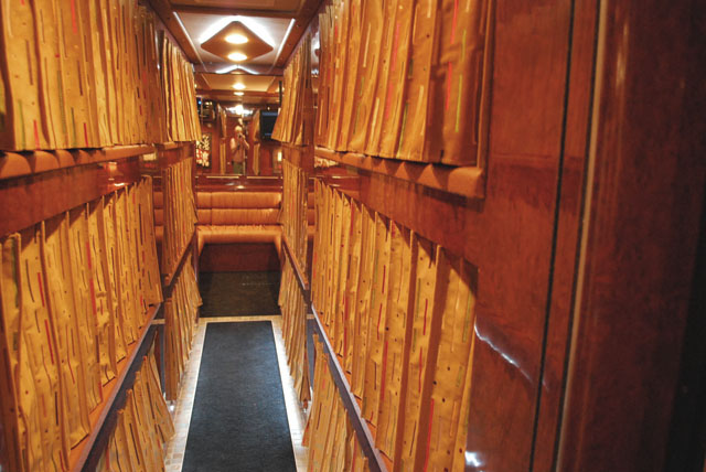 Prevost7f.jpg (23734 bytes)
