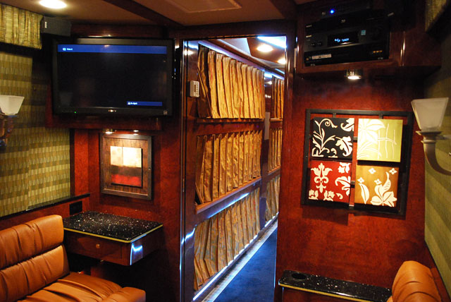Prevost7f.jpg (23734 bytes)