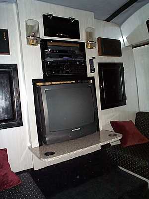 Eagle1508newIntG.jpg (15666 bytes)