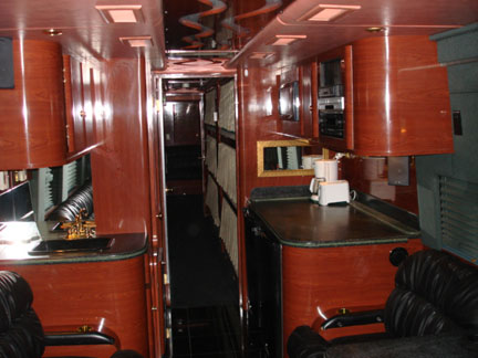 Prevost3new.jpg (20418 bytes)