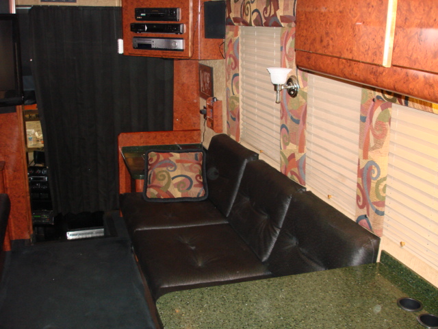 Prevost6c.jpg (30329 bytes)