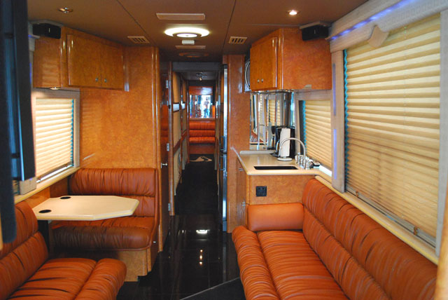 Prevost7b.jpg (28359 bytes)