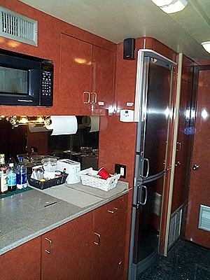 p2morenewrefer.jpg (30869 bytes)