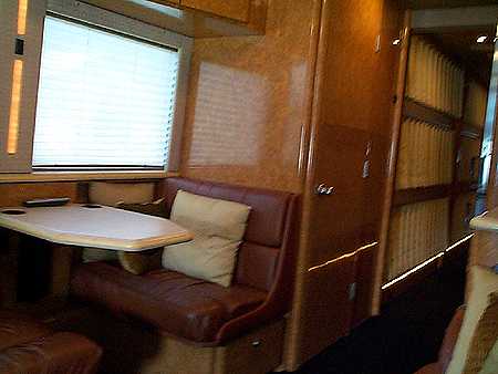 Prevost7d.jpg (22178 bytes)