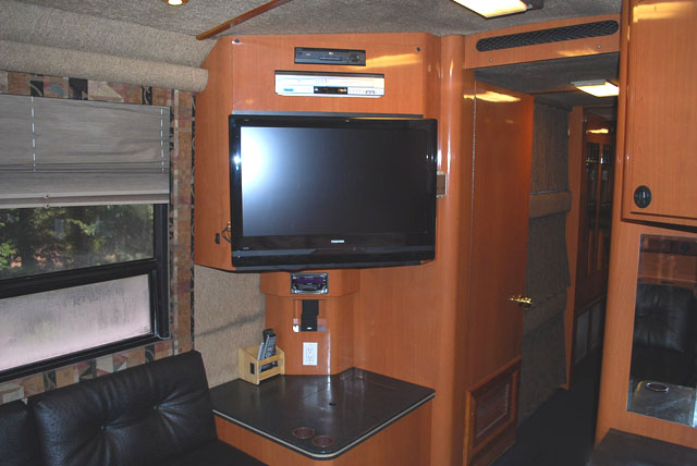 VH2newA.jpg (9182 bytes)